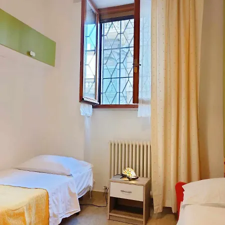 Apartment La Torretta A 200 Mt Dal Mare Savona